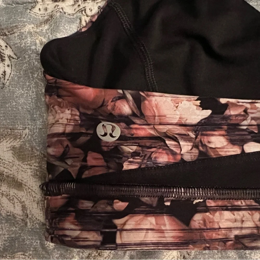 Lululemon Break Free Bra Peony Multi | Size 8 EUC